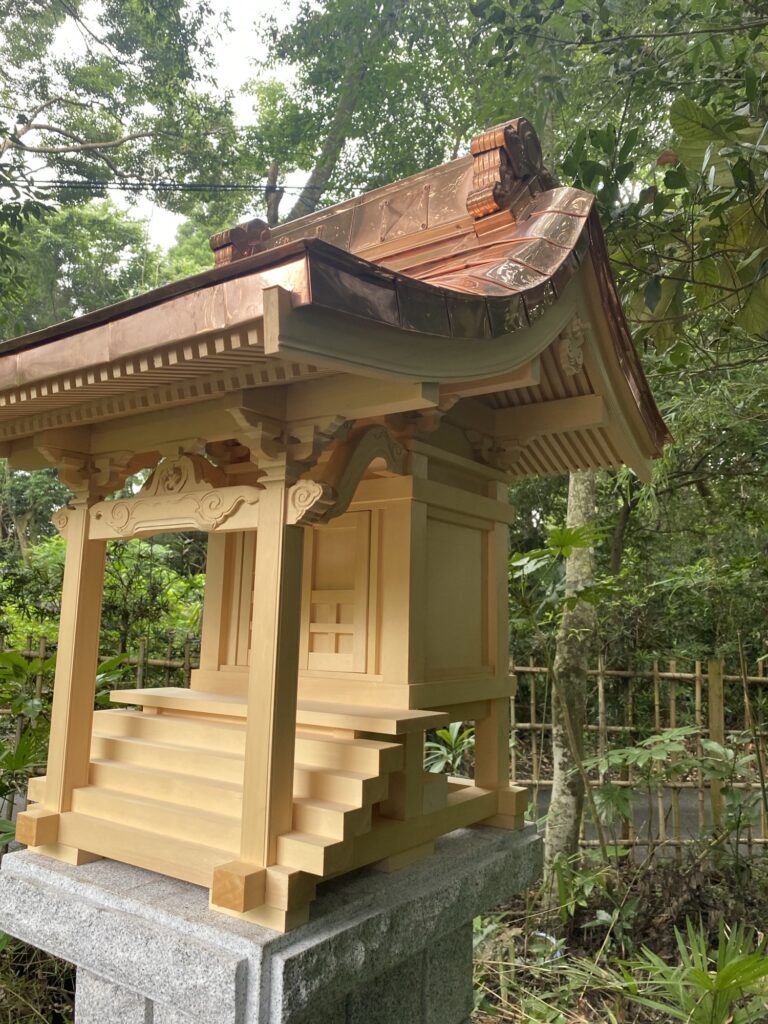 稲荷様 修繕